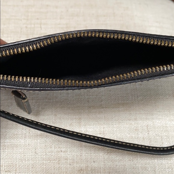 Coach logo wristlet - Picture 3 of 3